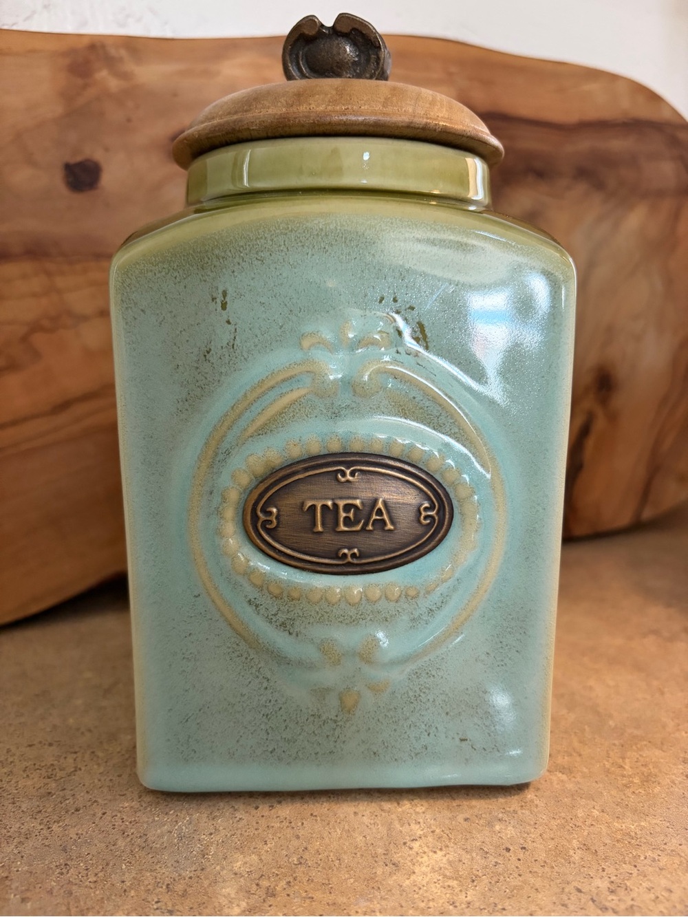 Ceramic Tea Canister with Wooden Vacuum Sealed Lid - Teal Green